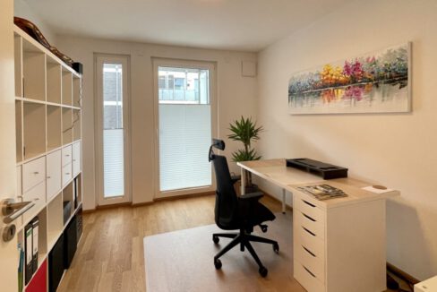 Hochwertige & smarte 3-Zi.-Wohnung mit KfW-55, vollmöbliert -2 Westbalkone, Innenhofblick-6