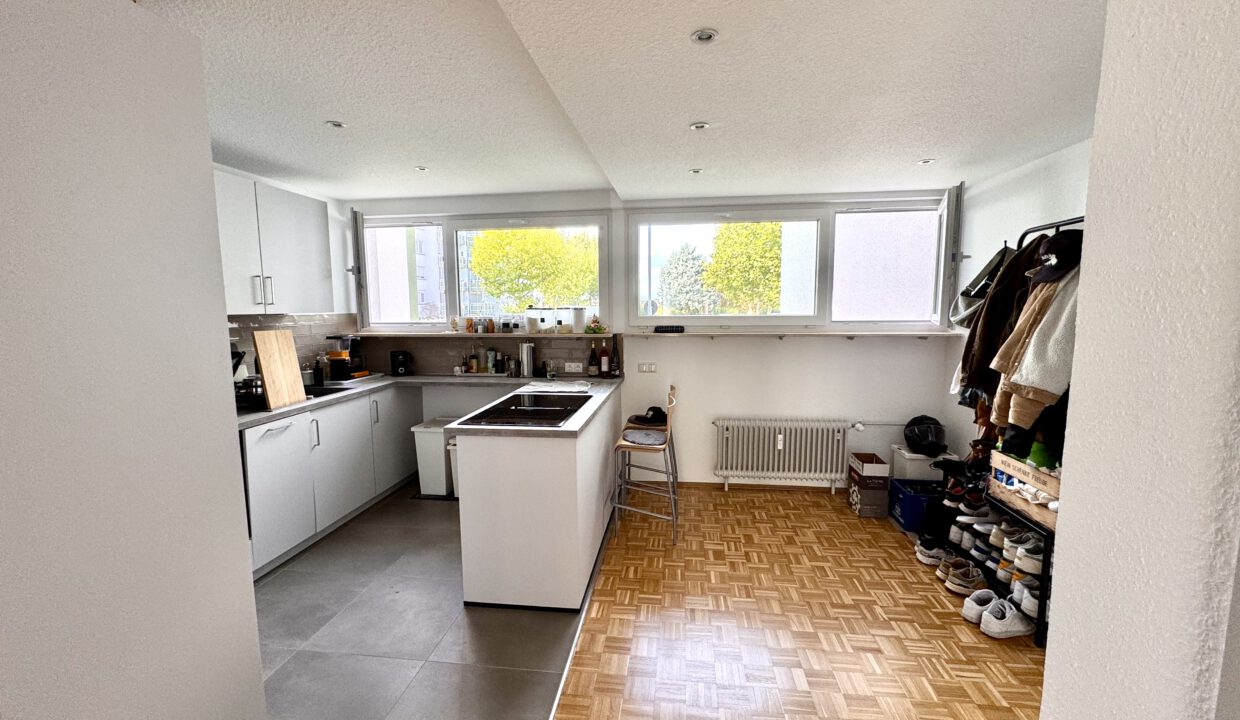 D6FCE2F1-8101-46EB-8A21-C2359E0B5F68_1_201_a